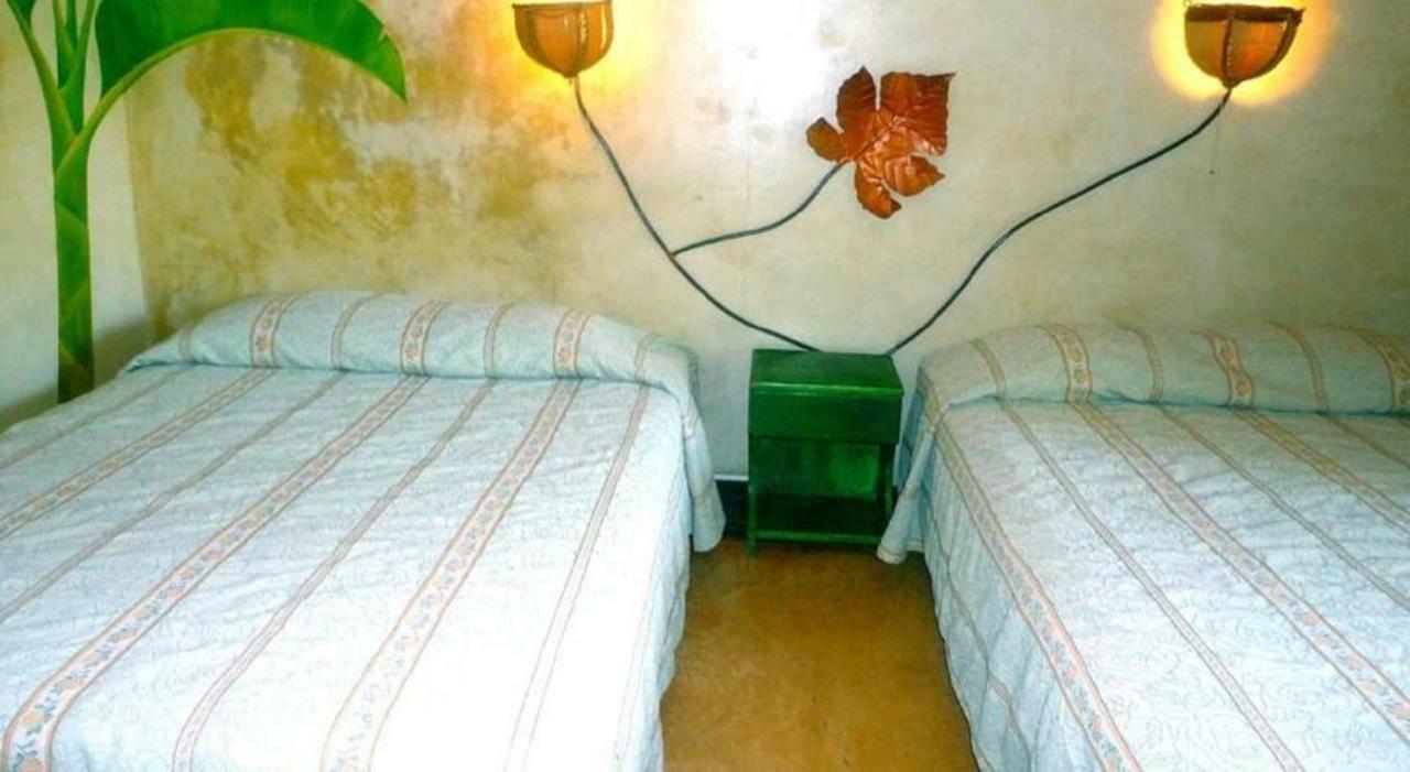 Hotel Roca Verde Beachfront Puntarenas Ngoại thất bức ảnh